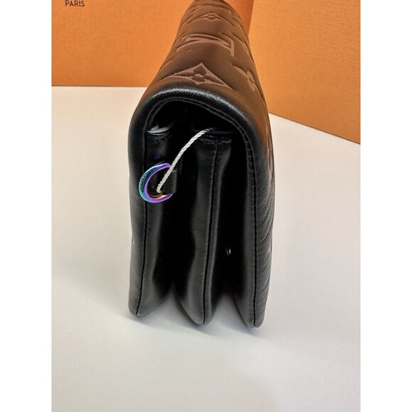 NIB Louis Vuitton Pouchette Coussin Ski Black Holographic M82746 💯% Authentic - Picture 7 of 16
